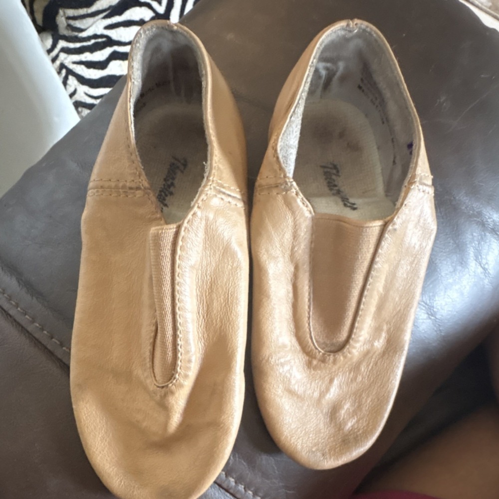 Theatrical Girls Beige Leather Split-Sole Jazz Hip Hop Shoes T7902 Size 11